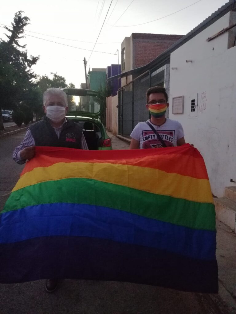 ALIADO Y AMIGO DE LA COMUNIDAD LGBT+:  GILBERTO ÁLVAREZ