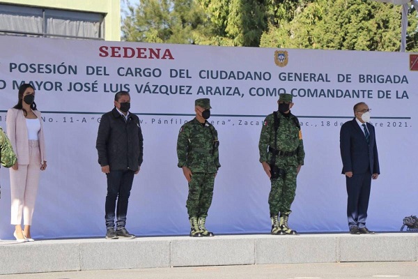 Atestigua Gobernador Toma de Posesión y Protesta del General José Luis Vázquez Araiza, nuevo Comandante de la XI Zona Militar