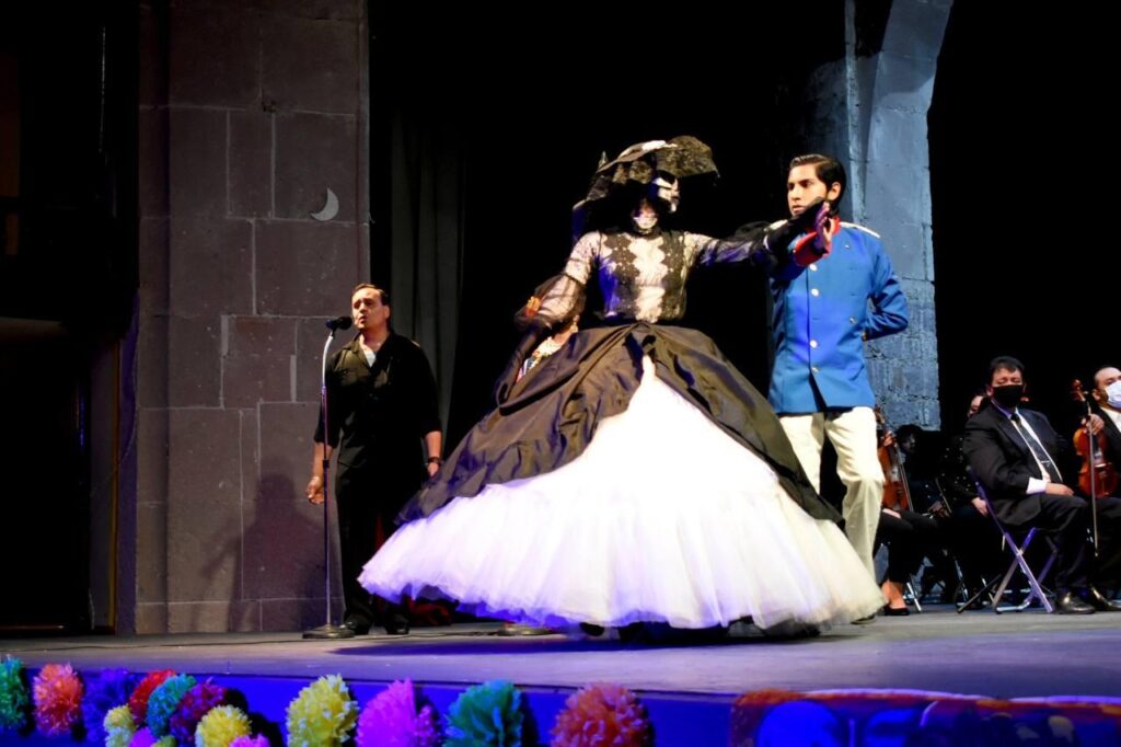 EL TEATRO HINOJOSA, SEDE DE ACTIVIDADES DEL FESTIVAL DEL DÍA DE MUERTOS DE JEREZ