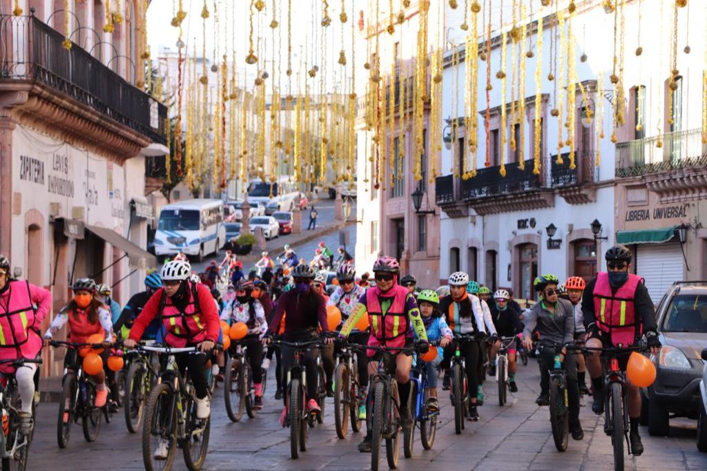 Rodaron más de 100 ciclistas por Mujeres libres de violencia