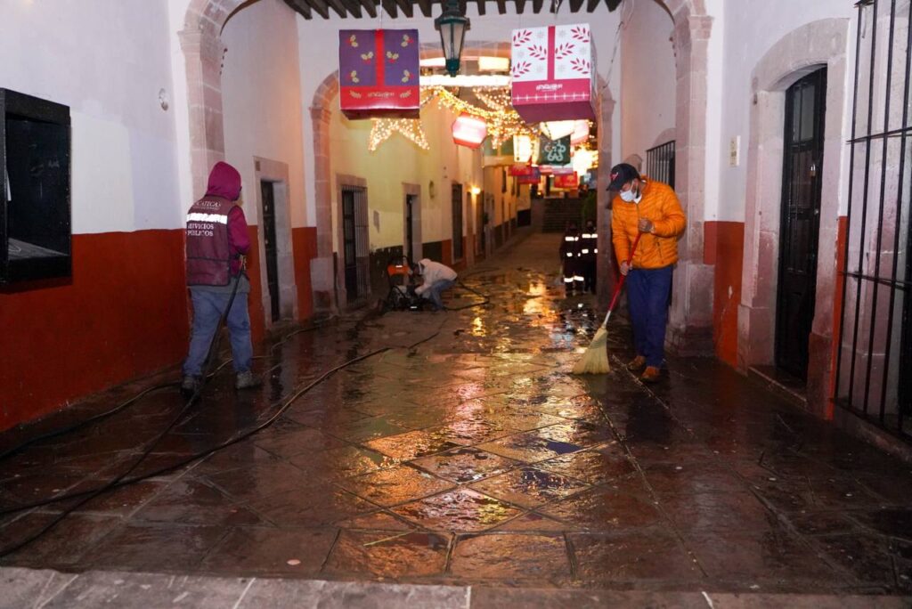 SUPERVISA PRESIDENTE JORGE MIRANDA JORNADAS DE LIMPIEZA EN LA ZONA CENTRO