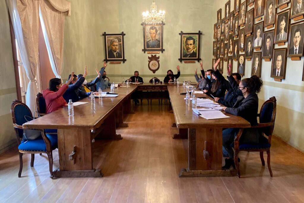 DISCUTE CABILDO DE JEREZ AVALAR REFORMA AL ARTÍCULO 65 DE LA CONSTITUCIÓN POLÍTICA DE ZACATECAS