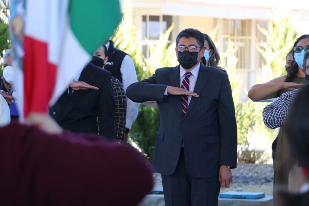 REALIZAN HONORES A LA BANDERA EN EL CECYTE DE SAN JOSÉ DE LOURDES