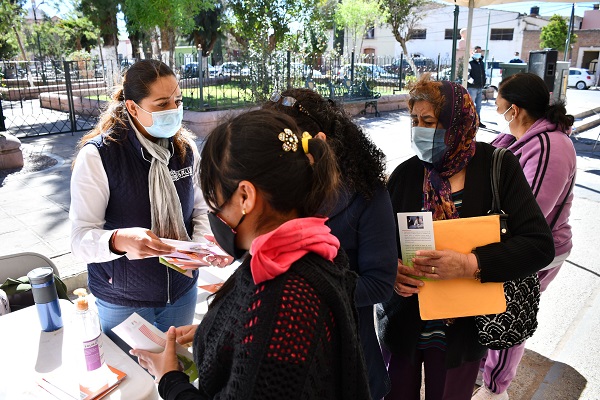 Conmemoran Día de la Mujer con ferias de la salud