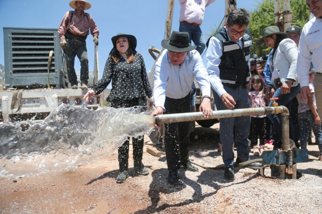 Gobernador David Monreal inaugura pozo en Fresnillo y garantiza el acceso al agua potable a habitantes de Colonia Guanajuato