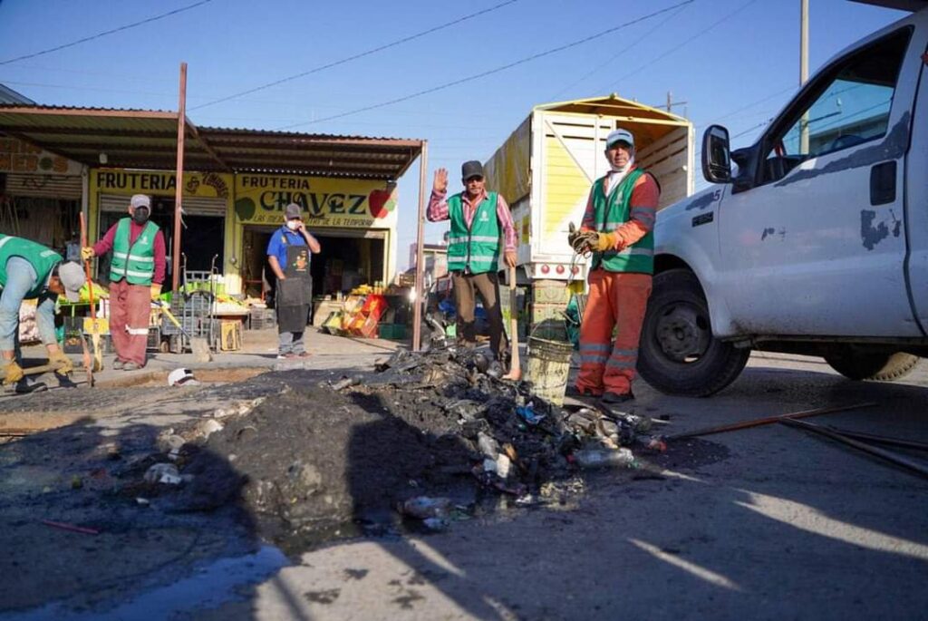 TRABAJA SERVICIOS PÚBLICOS DEL AYUNTAMIENTO DE ZACATECAS EN ALCANTARILLAS Y REGISTROS, DE CARA A LA TEMPORADA DE LLUVIAS