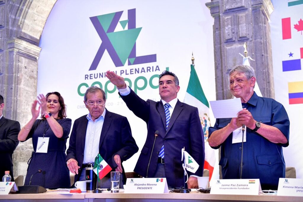 ES ELEGIDO ALEJANDRO MORENO PRESIDENTE DE LA COPPPAL 2022-2026, POR UNANIMIDAD Y ACLAMACIÓN DE 69 PARTIDOS POLÍTICOS