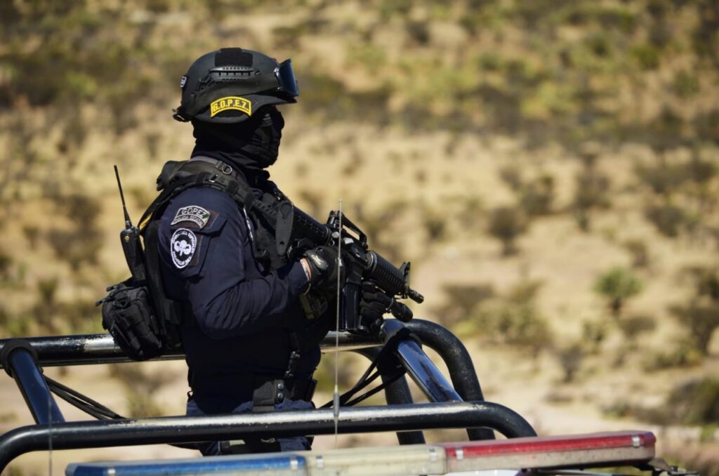 Detiene Policía Estatal a un hombre en Villanueva por portación de un arma de fuego larga