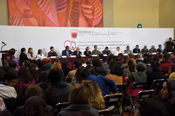 Construir la paz es una tarea en la que debemos participar todos: Julio César Chávez