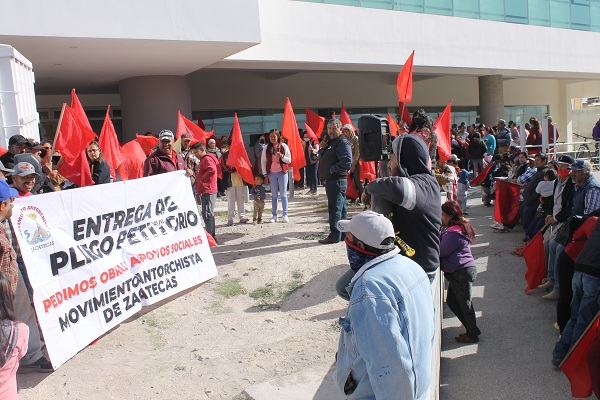 Entregan Antorchistas el pliego de peticiones al Gobierno de Fresnillo