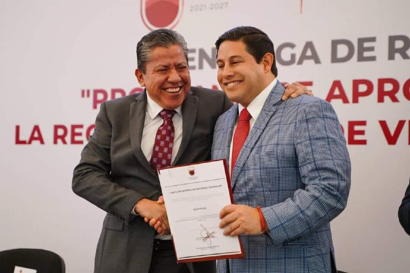 ACUDE JORGE MIRANDA A LA ENTREGA DE RECURSOS DEL PROGRAMA DE APROVECHAMIENTO DE LA REGULARIZACIÓN DE VEHÍCULOS EXTRANJEROS