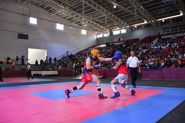 Todo un éxito, Primer Circuito Estatal de Kickboxing