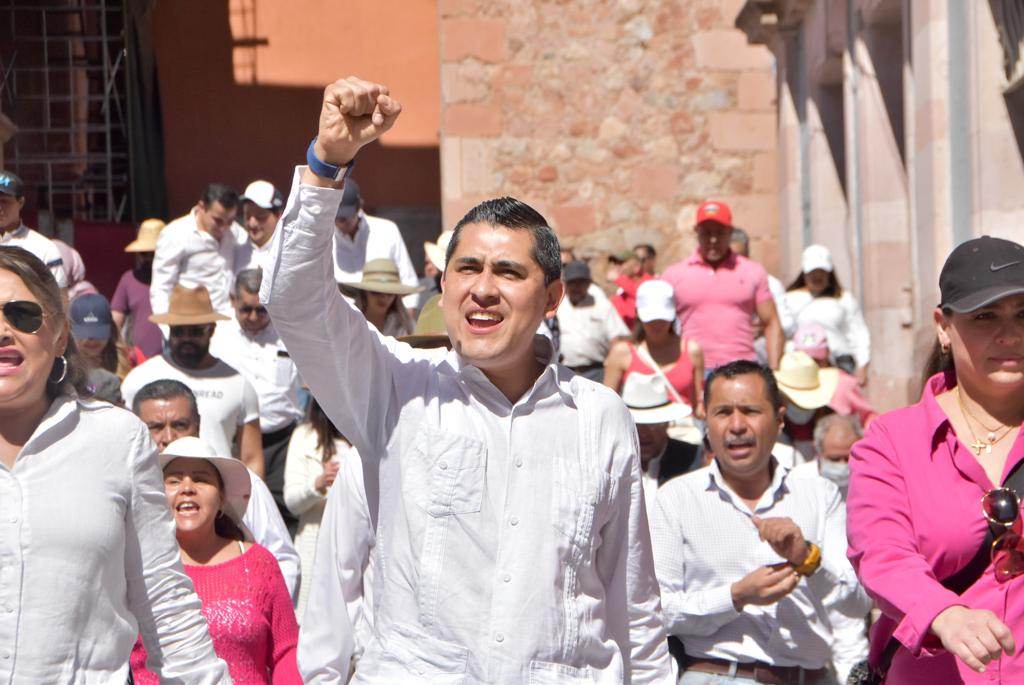 UNIDOS, COMO CIUDADANOS, ACOMPAÑAMOS LA DEFENSA DE LA DEMOCRACIA: CARLOS PEÑA