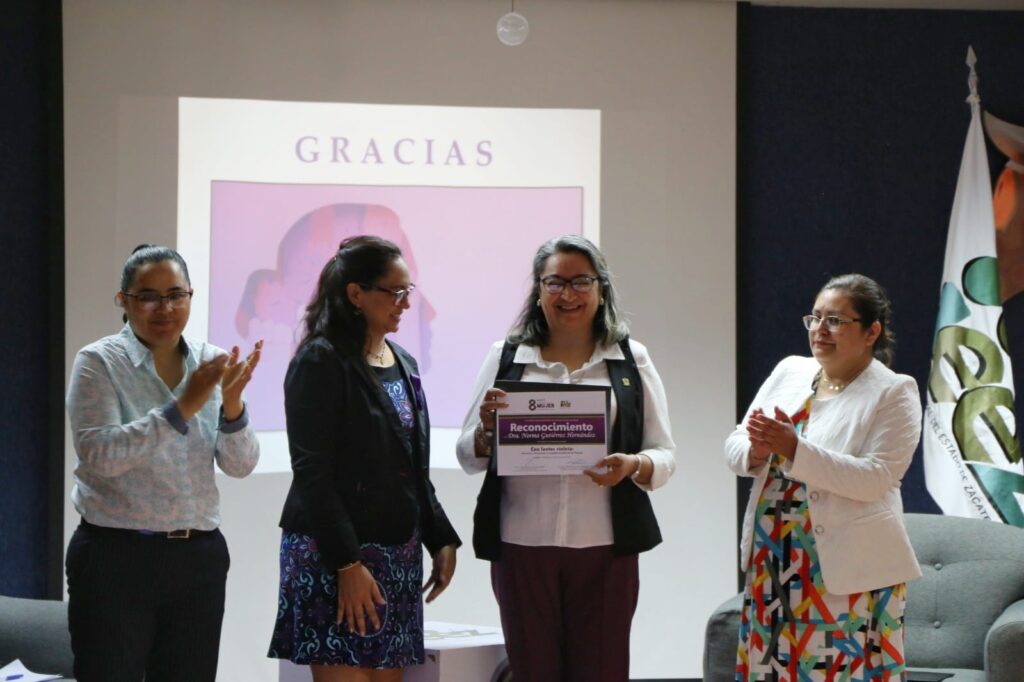 IMPARTE NORMA GUTIÉRREZ CONFERENCIA SOBRE FEMINISMO COMO PARTE DE LAS ACTIVIDADES CONMEMORATIVAS POR DÍA DE LA MUJER