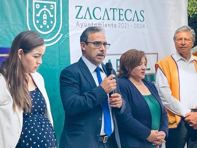 REALIZAN CAMPAÑA DE SALUD VISUAL EN EL AYUNTAMIENTO DE ZACATECAS