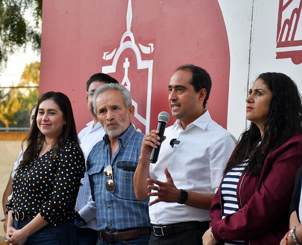 Entrega José Saldívar rehabilitación del Parque Eucaliptos