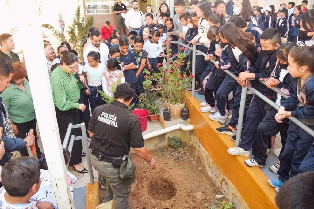 IMPARTEN DIÁLOGOS DE CONCIENTIZACIÓN AMBIENTAL EN LA ESCUELA PRIMARIA “MARÍA R. MURILLO”