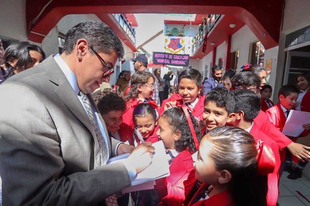 DESTACA FRESNILLO EN PROMOCIÓN DE VALORES CÍVICOS