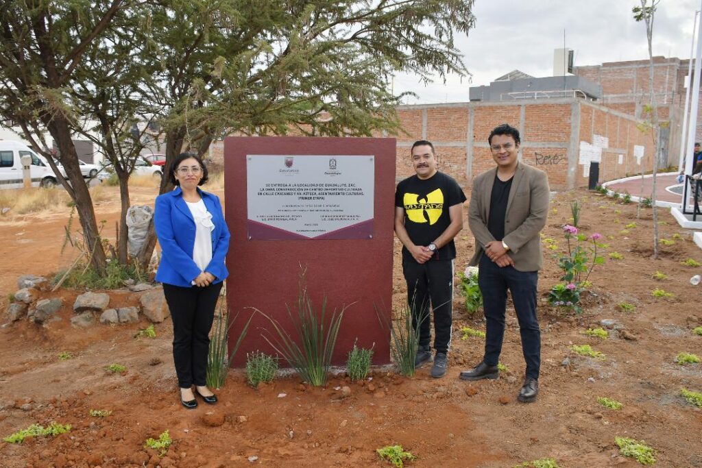 Cumple José Saldívar con vecinos de la Colonia Culturas