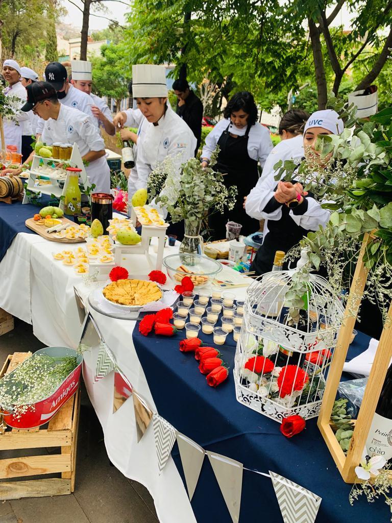 PRESENTAN PROYECTOS GASTRONÓMICOS EN LA FERIA DEL VINO Y EL QUESO