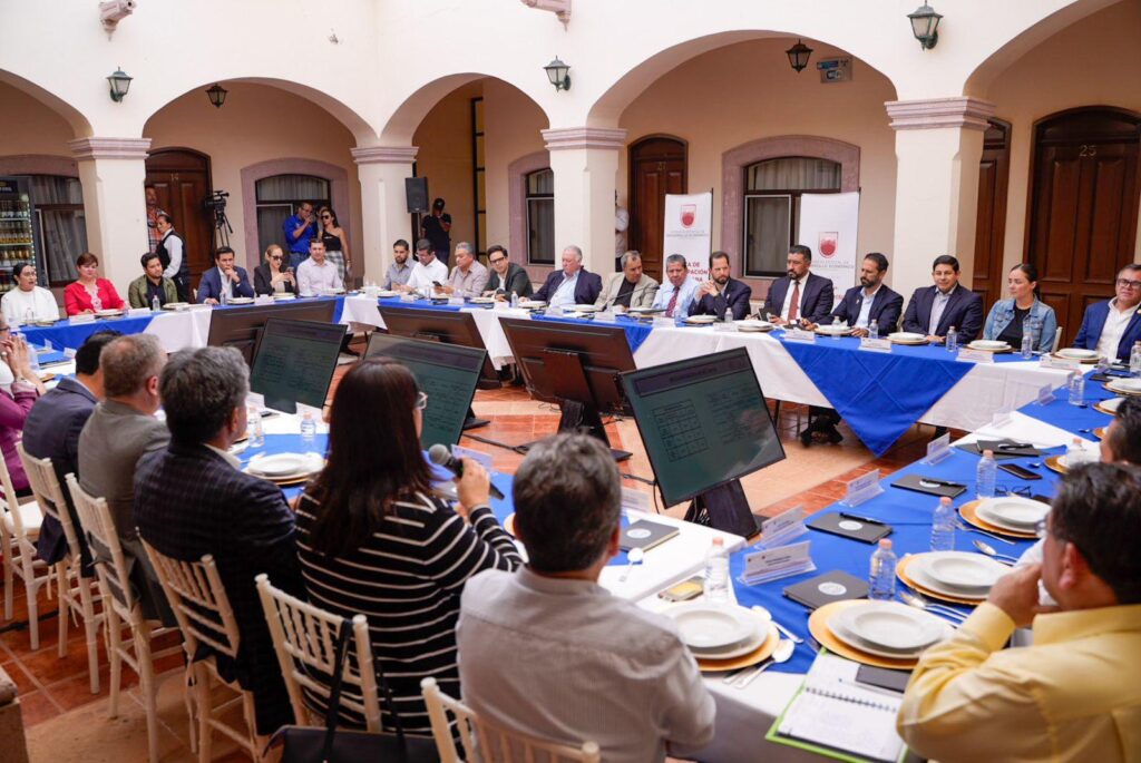 PARTICIPA JORGE MIRANDA EN LA SEGUNDA SESIÓN ORDINARIA DE DESARROLLO INDUSTRIAL Y MINERO