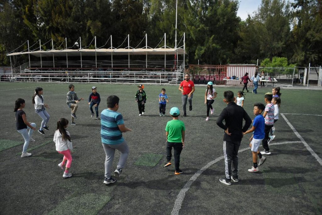 Inician cursos de verano para niñas y niños guadalupenses