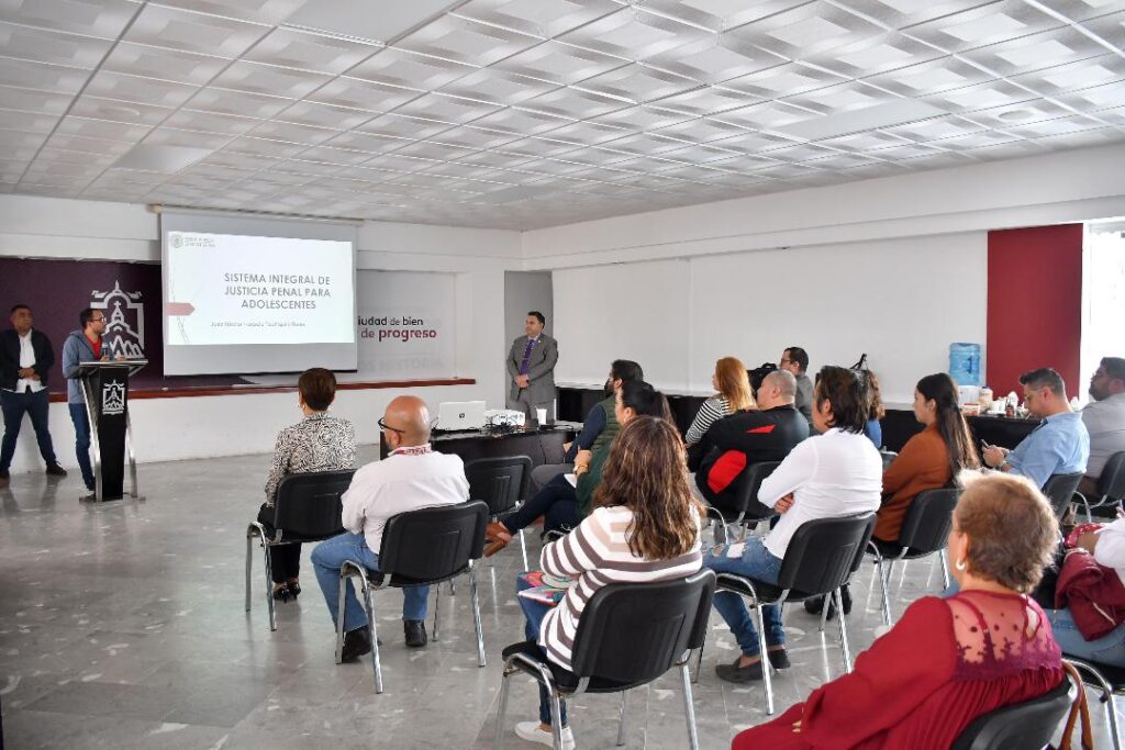 Capacitan a servidores públicos en materia de Protección de Niñas, Niños y Adolescentes