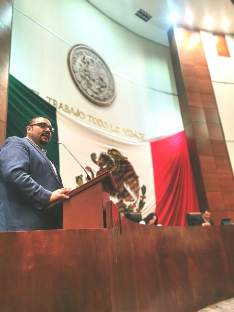 Propone Ernesto González Romo eliminación de los impuestos a la tenencia y a la infraestructura