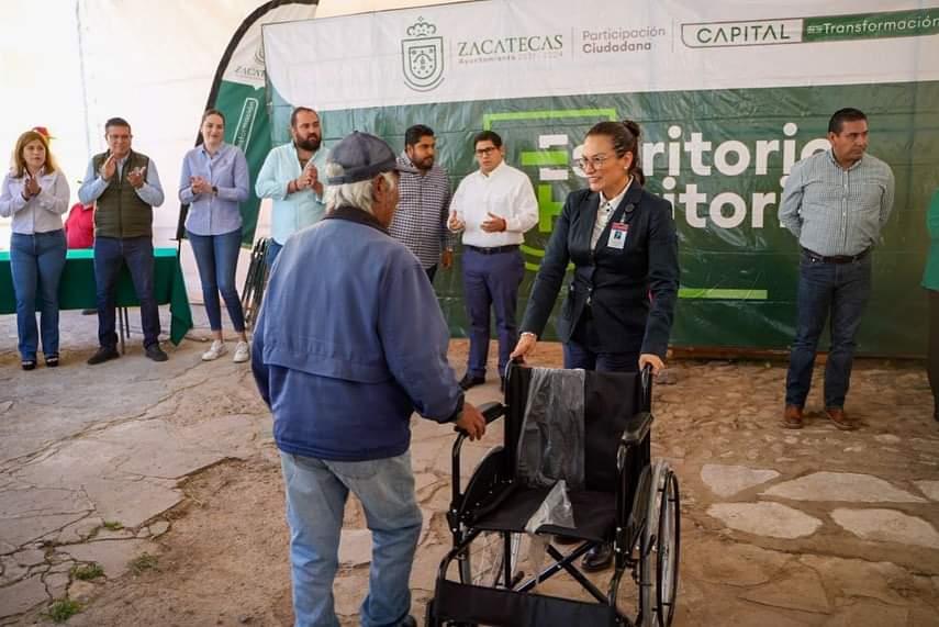 ACERCAN SERVICIOS PÚBLICOS A VECINOS DE LAS PALMAS Y LA MINERA CON EL PROGRAMA “MENOS ESCRITORIO, MÁS TERRITORIO”