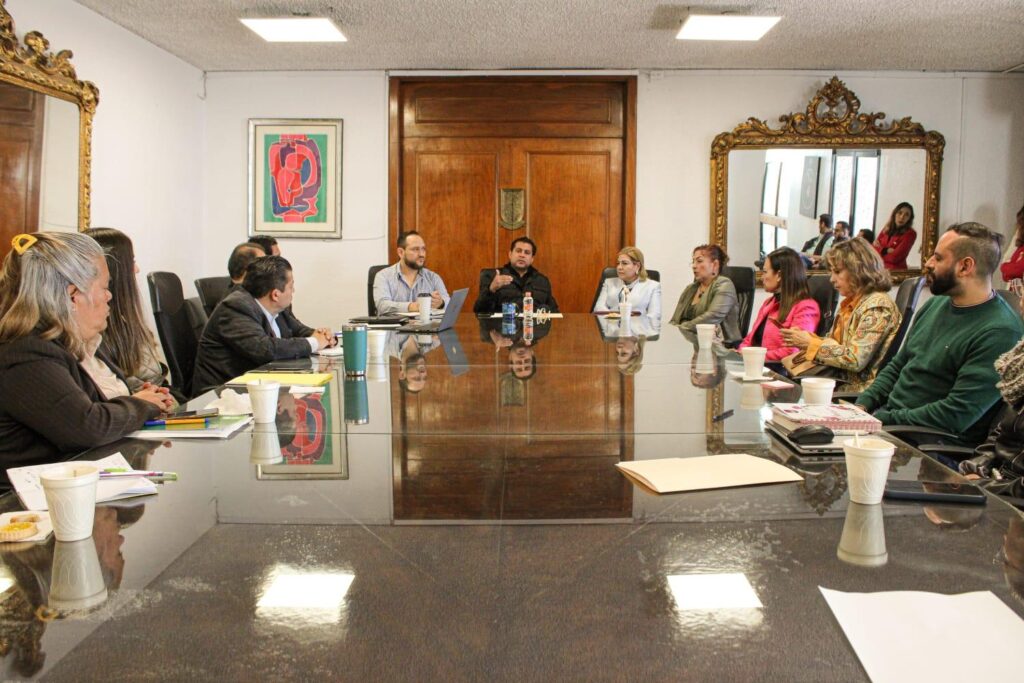 REALIZAN EN LA CAPITAL LA SESIÓN DE REVISIÓN DE LA GUÍA CONSULTIVA DE DESEMPEÑO MUNICIPAL