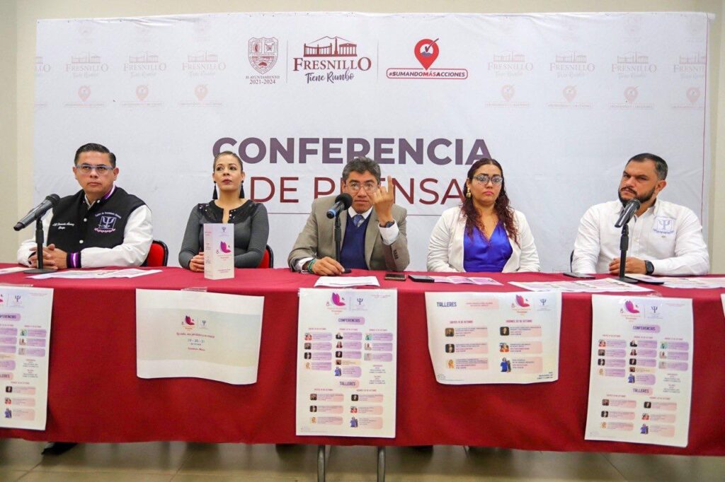 SE PROFESIONALIZAN PSICÓLOGOSQUE TRABAJAN EN DIF FRESNILLO