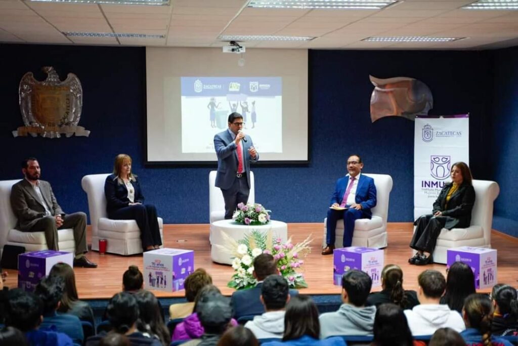 REALIZAN EN LA CAPITAL EL FORO “70 AÑOS DE AVANCES Y RETOS DE LAS MUJERES EN LA POLÍTCA”