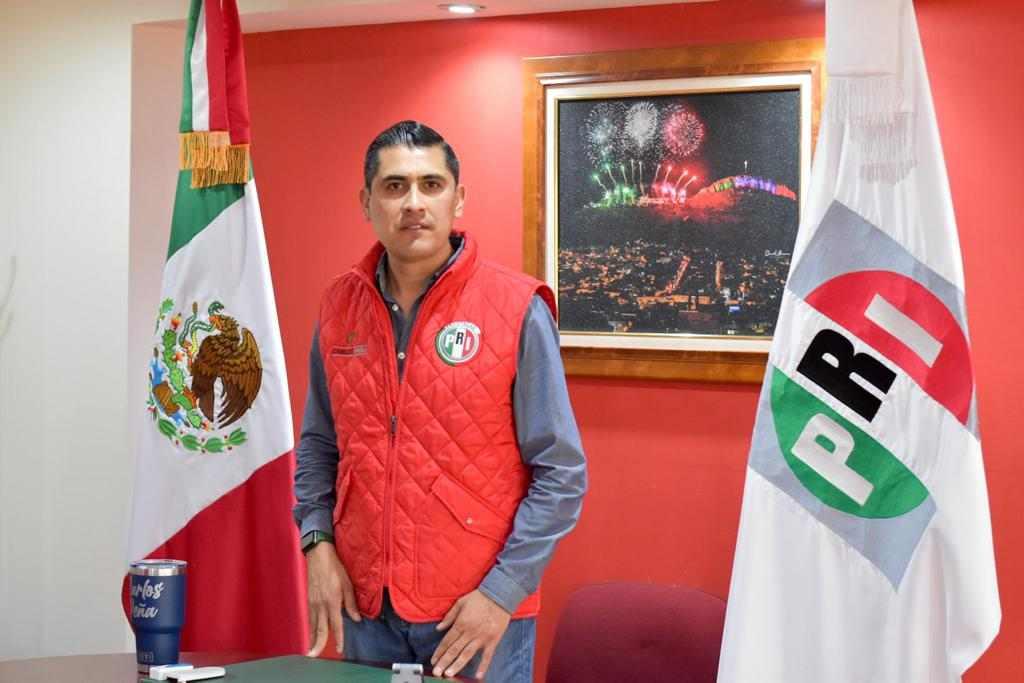 EN SU SEDE ESTATAL EL PRI ABRE CENTRO DE ACOPIO PARA DAMNIFICADOS DE GUERRERO