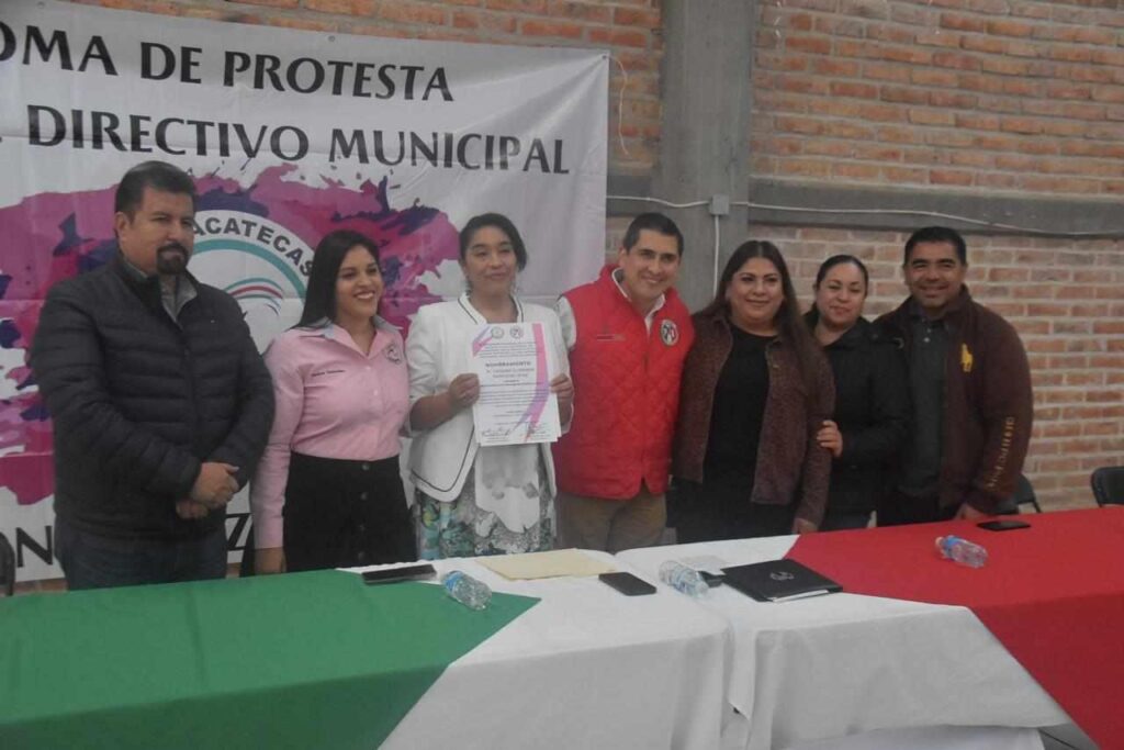 LORETO TIENE NUEVAS DIRIGENTES DEL ONMPRI