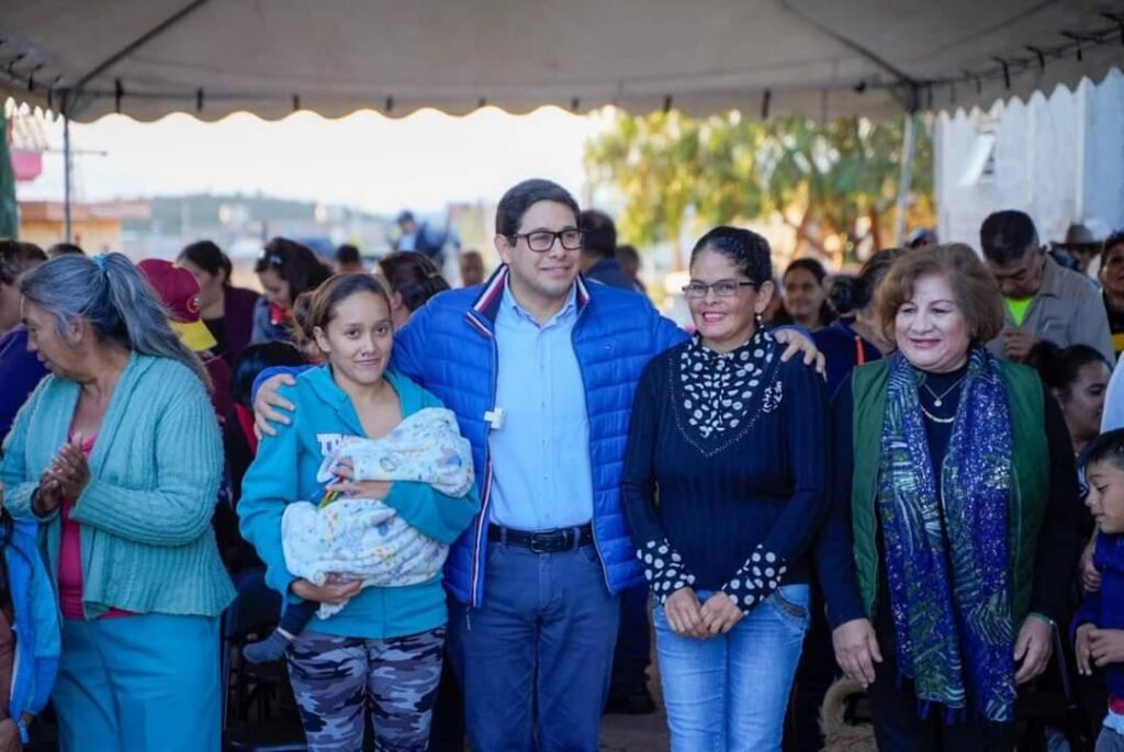 ENTREGA JORGE MIRANDA LA AMPLIACIÓN DE LA RED DE AGUA POTABLE EN LA COLONIA FILÓSOFOS