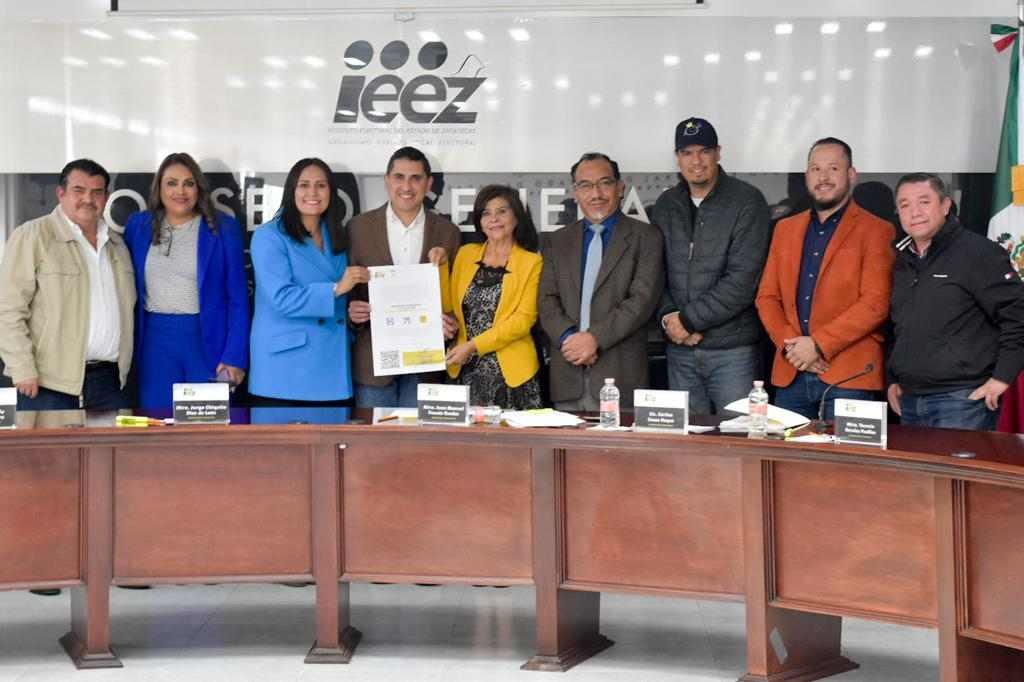 COALICIÓN FUERZA Y CORAZÓN POR ZACATECAS RECIBE CONSTANCIA DE ACREDITACIÓN