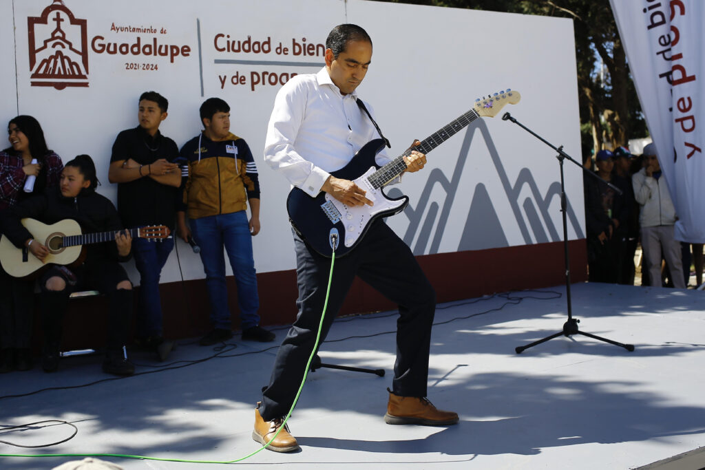 Participa Pepe Saldívar en Music Fest de la Prepa II