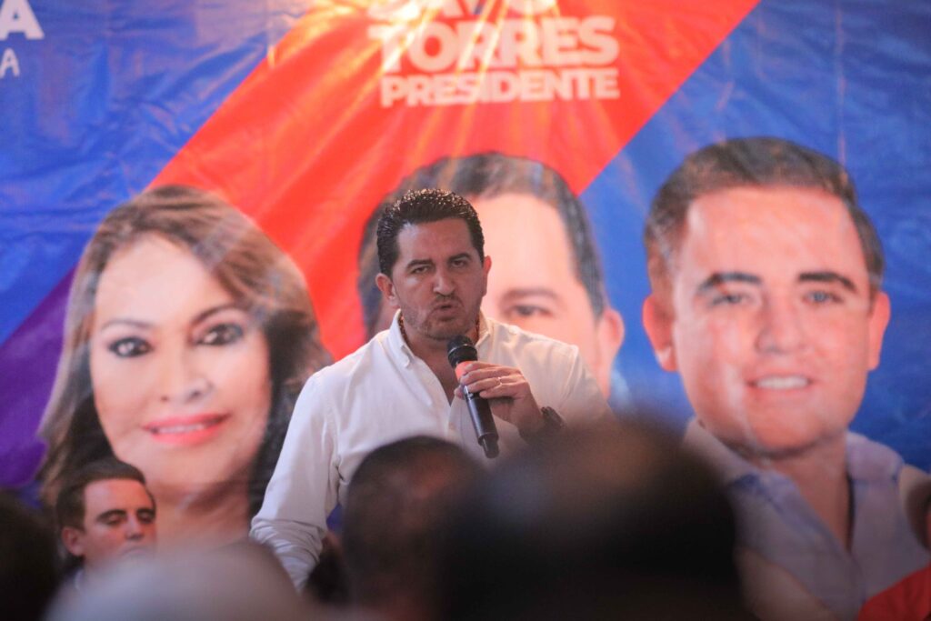 Javo Torres llama a la acción para transformar Fresnillo en reunión con jóvenes empresarios