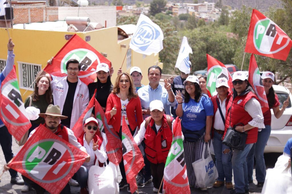 SIGUE MIGUEL VARELA SUS VISITAS POR LAS CALLES, COLONIAS Y BARRIOS DE ZACATECAS