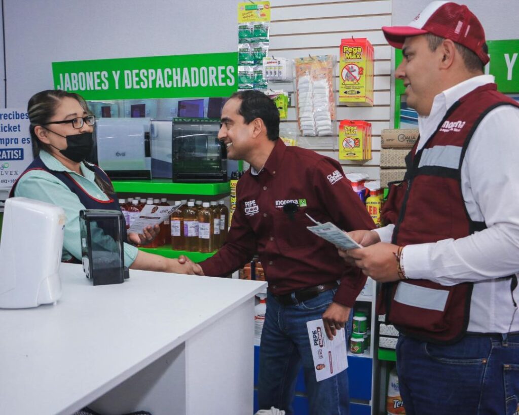 Pepe Saldívar lleva sus propuestas a comerciantes de La Condesa