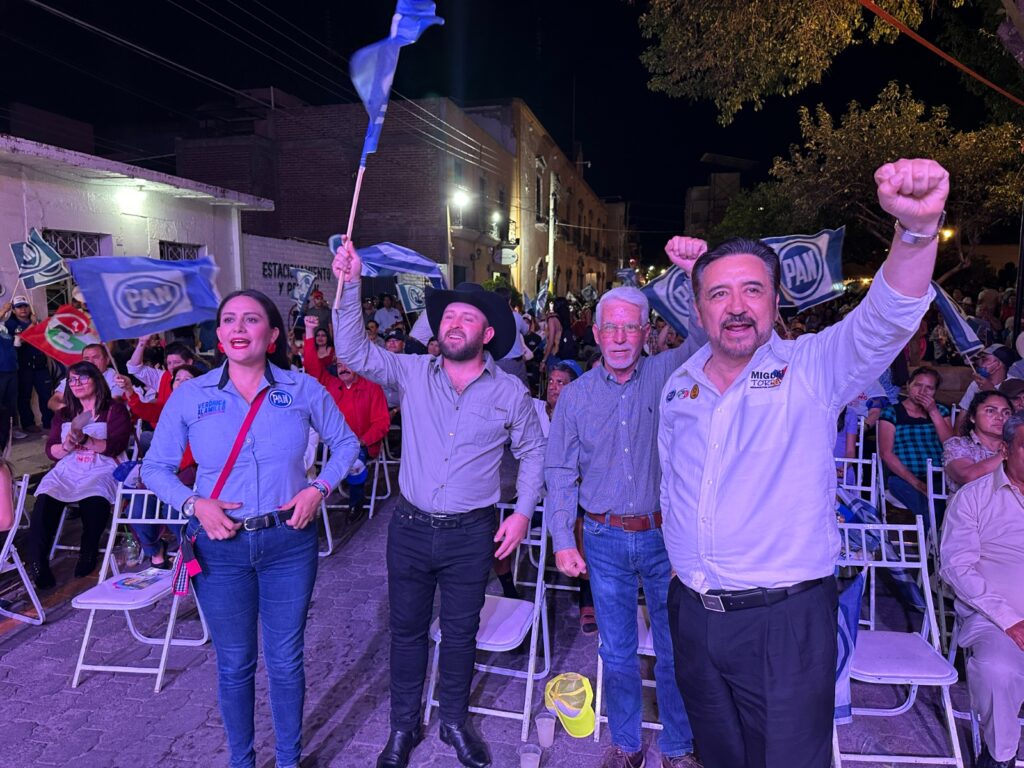 OFRECE MIGUEL TORRES TRABAJAR DESDE EL SENADO PARA REGRESAR A MUJERES PROGRAMAS ELIMINADOS POR MORENA