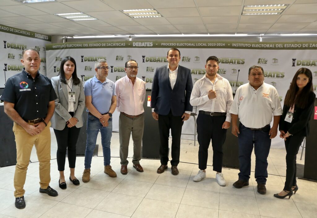 PARTICIPAN EN EL DEBATE PERSONAS CANDIDATAS A LA PRESIDENCIA MUNICIPAL DE MIGUEL AUZA