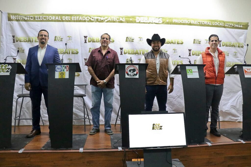 CONTINÚA IEEZ CON CELEBRACIONES DE DEBATES