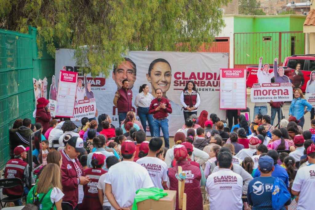 Decididas familias de La Toma de Zacatecas con Pepe Saldívar