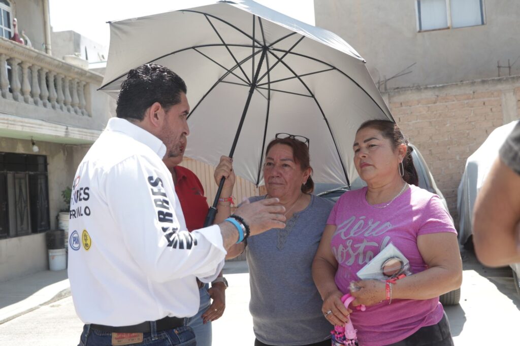 Javo Torres encabeza reunión vecinal en la colonia Las Aves