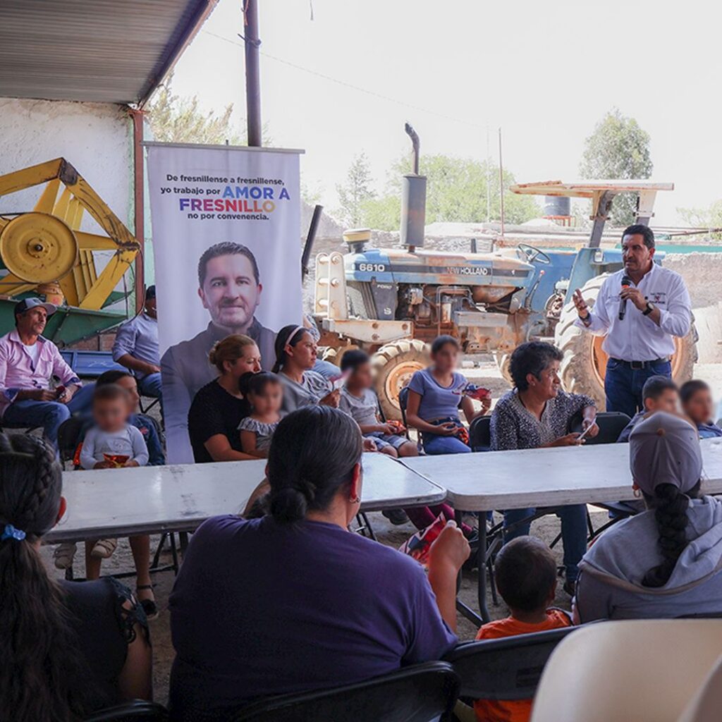 Acude Javo Torres a San Isidro de Cabrales y Labor de Santa Bárbara con propuestas