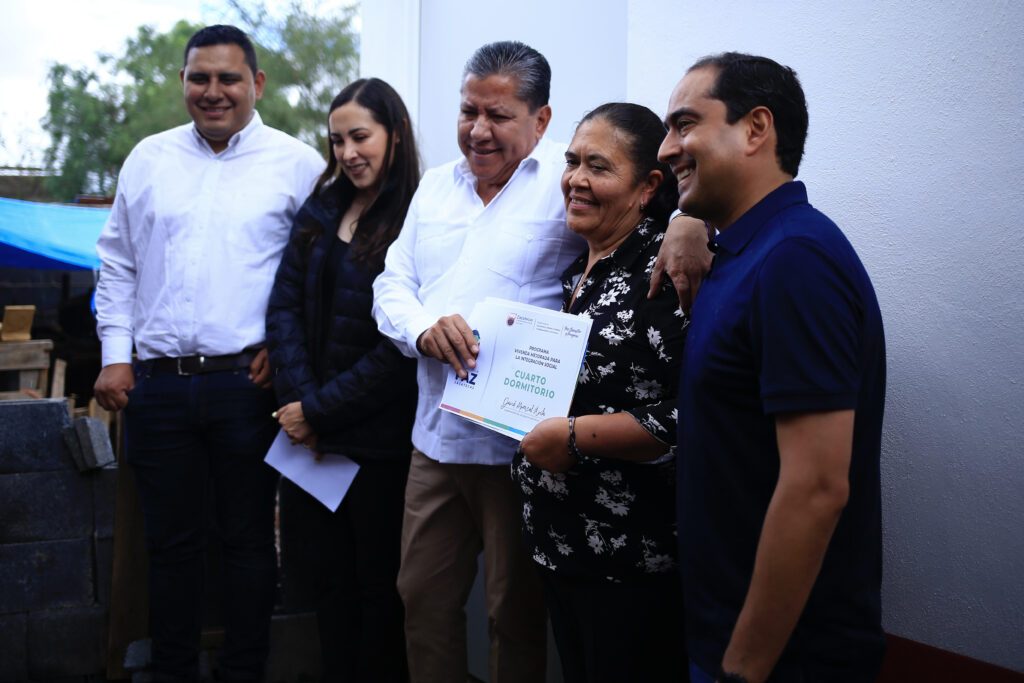 Dignifican Gobernador David Monreal Ávila, y Presidente de Guadalupe, Pepe Saldívar, viviendas de familias guadalupenses