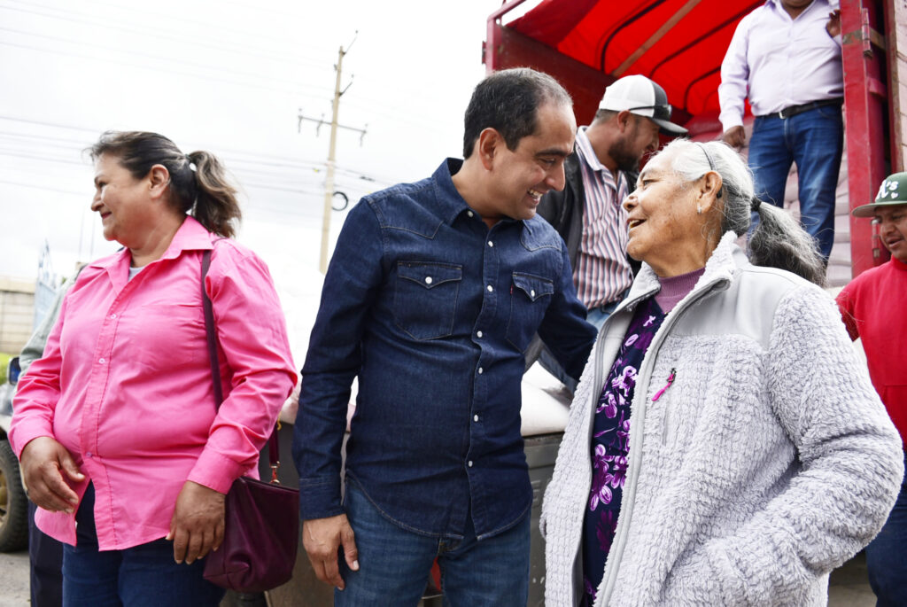 Favorece Pepe Saldívar al sector agrícola de Guadalupe