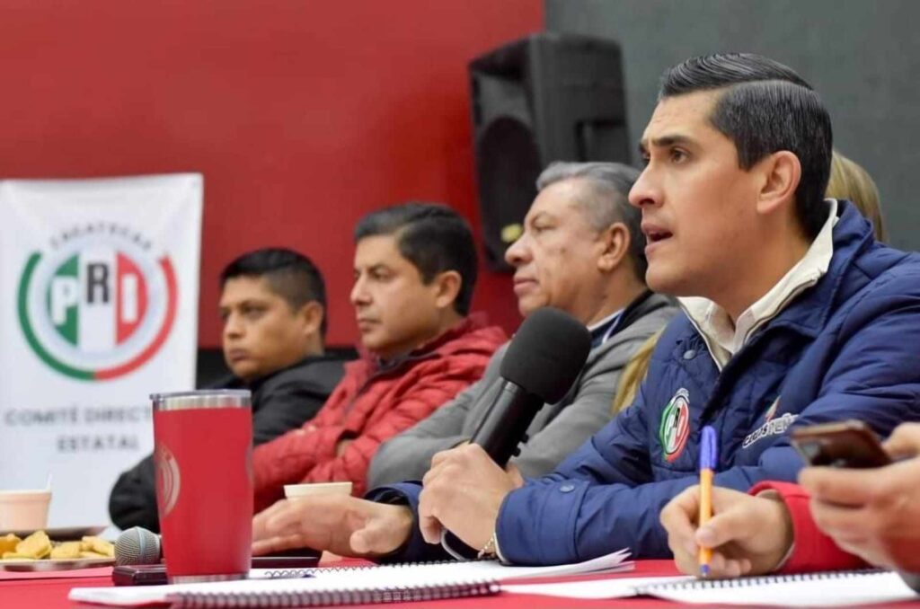 RECONOCE CEN DEL PRI LOGROS DEL SECRETARIO ARTEMIO ULTRERAS Y SU EQUIPO