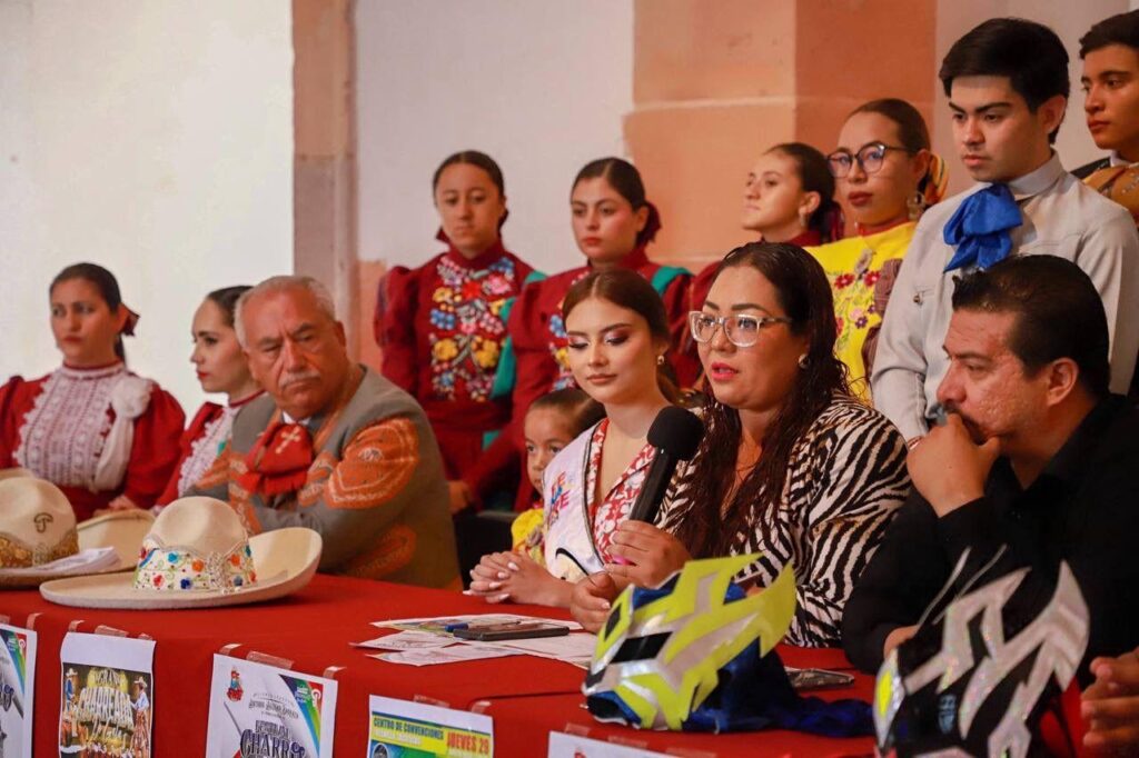 FRESNILLO SE PREPARA PARA LA LUCHA LIBRE Y EVENTOS CHARROS